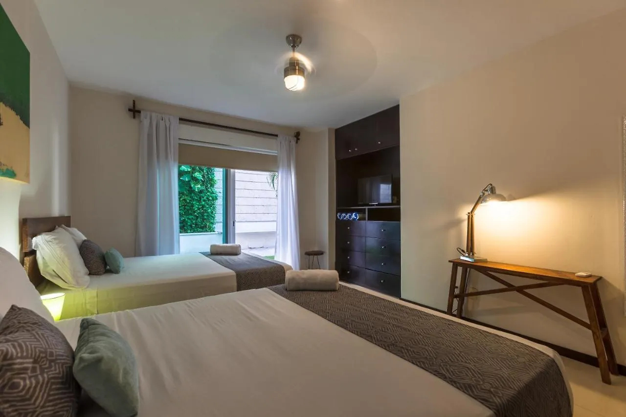 アパート Via Tendenza Condos プレヤデルカーメン