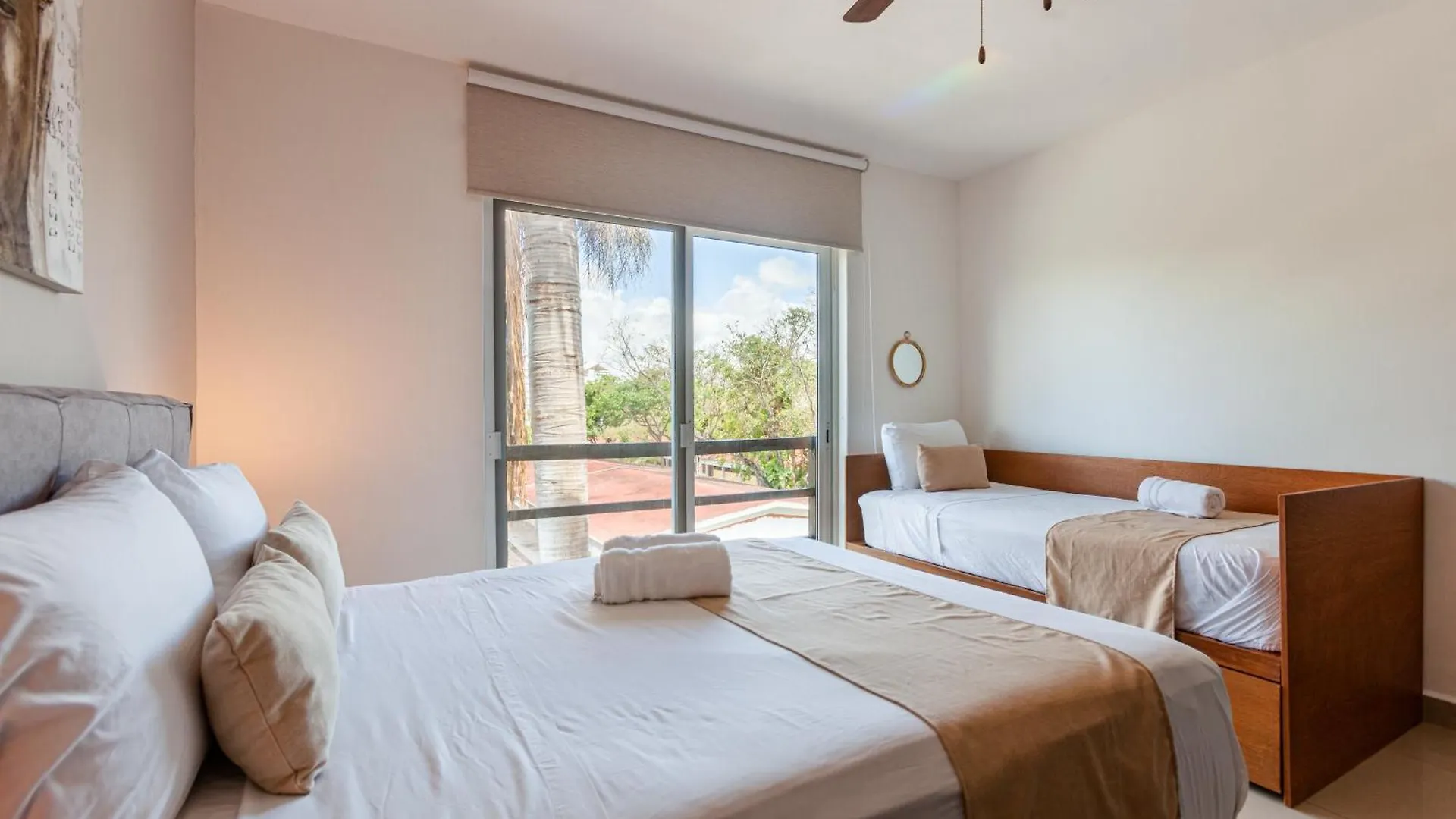 Via Tendenza Condos Playa del Carmen 0*,